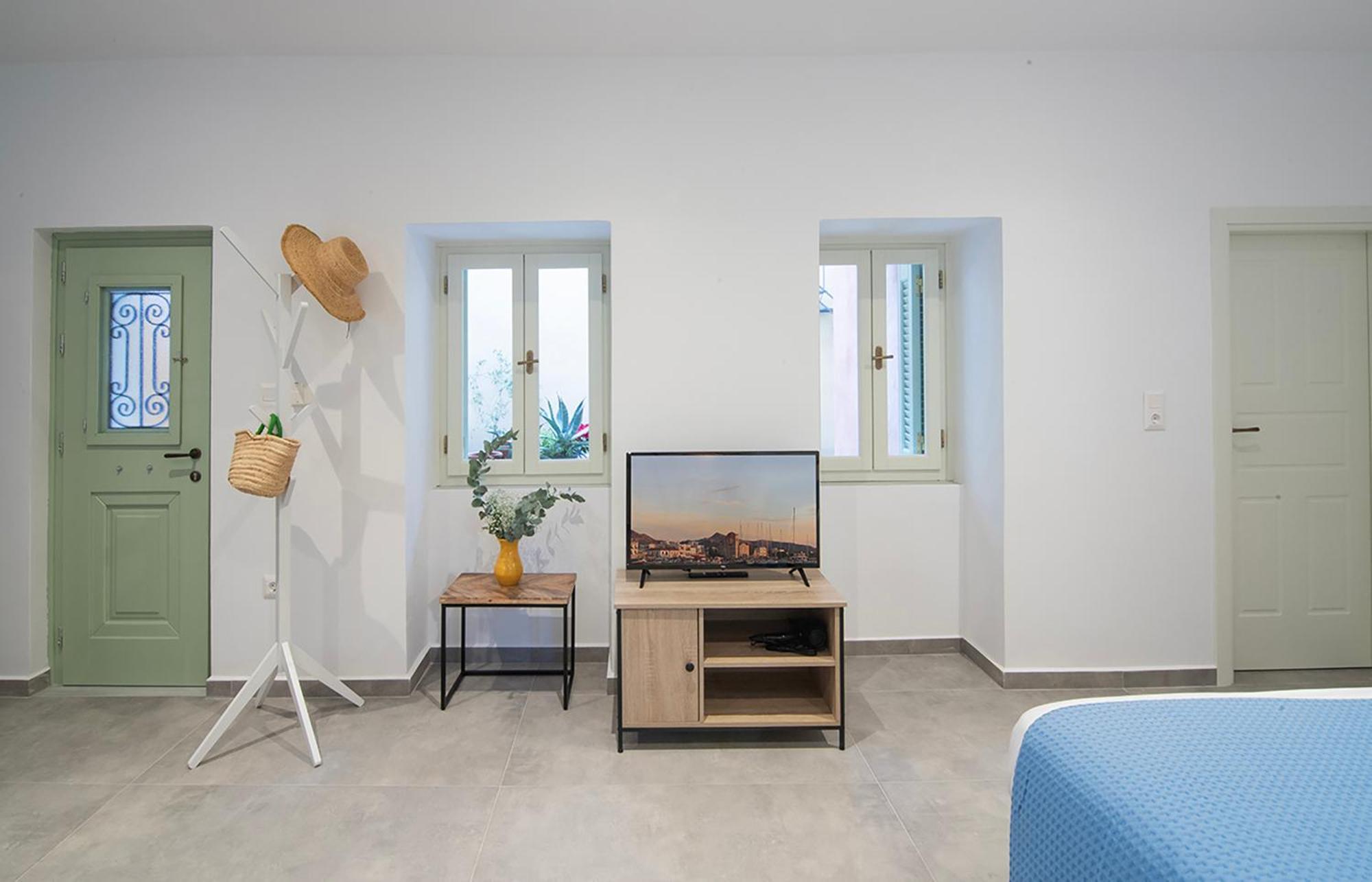 Chora Aegina'S Apartments מראה חיצוני תמונה